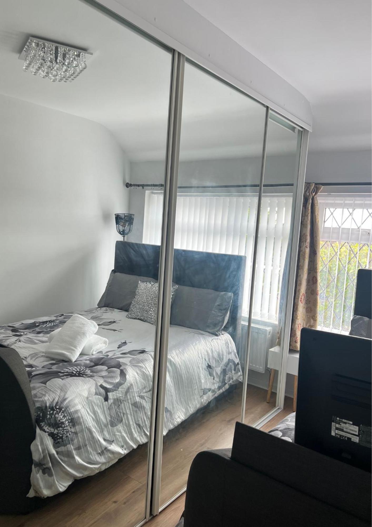 Double Room In Great Barr Near M5 - M6 - Parking - Tv Bed-Garden Birmingham Dış mekan fotoğraf