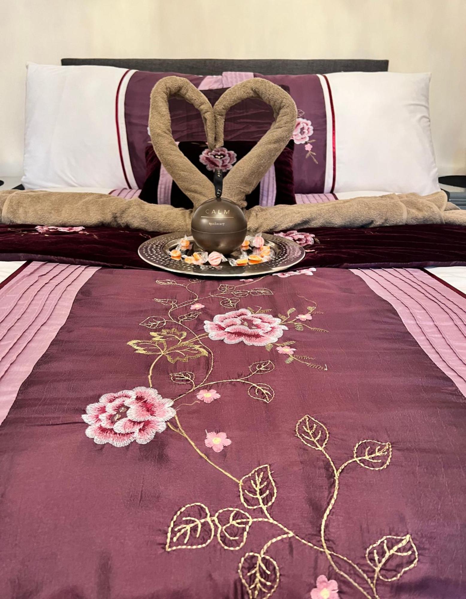 Double Room In Great Barr Near M5 - M6 - Parking - Tv Bed-Garden Birmingham Dış mekan fotoğraf